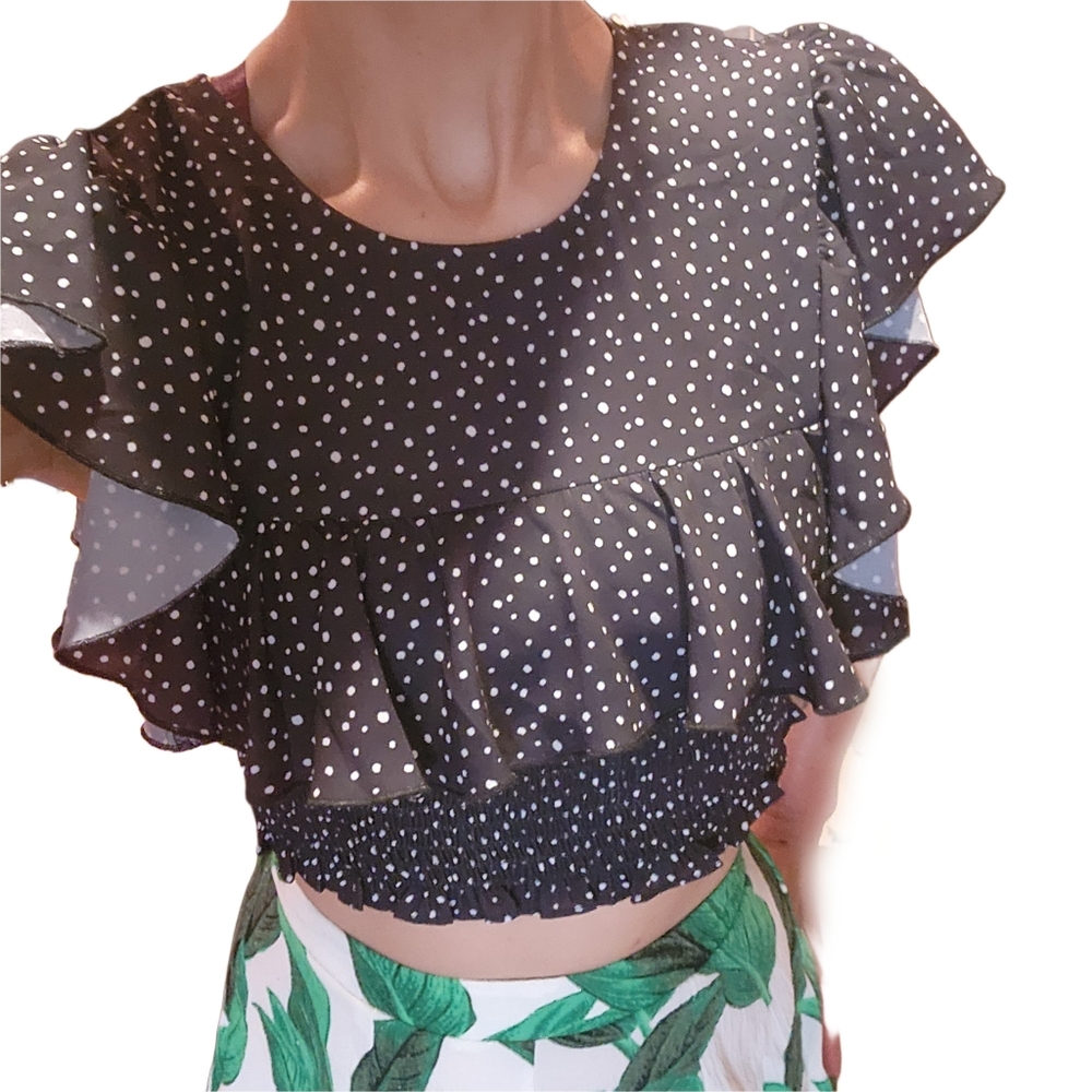 BLUE LIFE Ruffled Crop Top - Picture 3 of 7